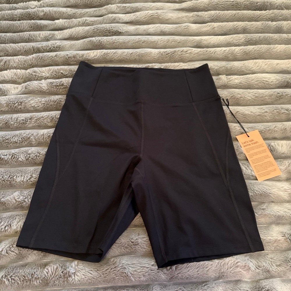 NWT Girlfriend Collective women’s black bikers shorts size XL